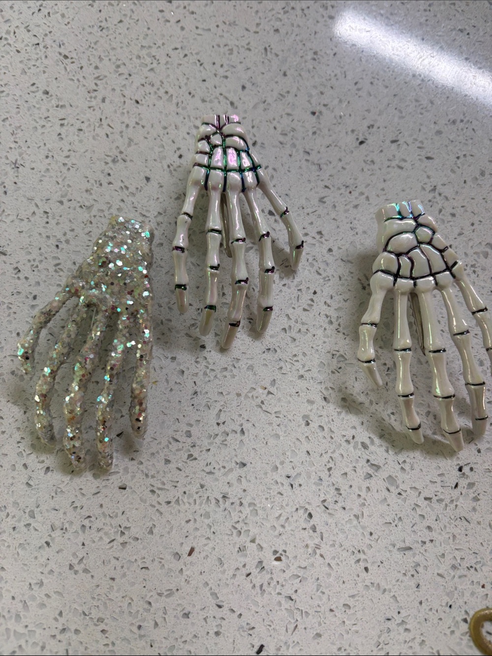 3pcs Skeleton Hair Clips Punk Fun Skull Hand 2.8" Barrettes Cosplay Halloween Ne